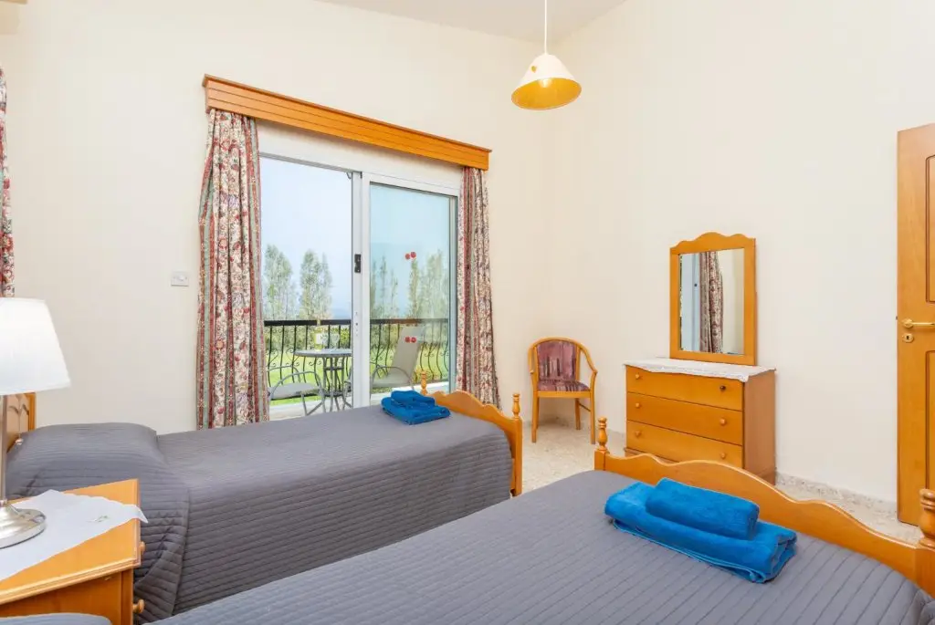 Полис Хрисохус: Argaka Sun Villa Ena Large Private Pool Walk to Beach Sea Views A C Wifi - 2146