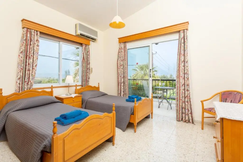Полис Хрисохус: Argaka Sun Villa Ena Large Private Pool Walk to Beach Sea Views A C Wifi - 2146