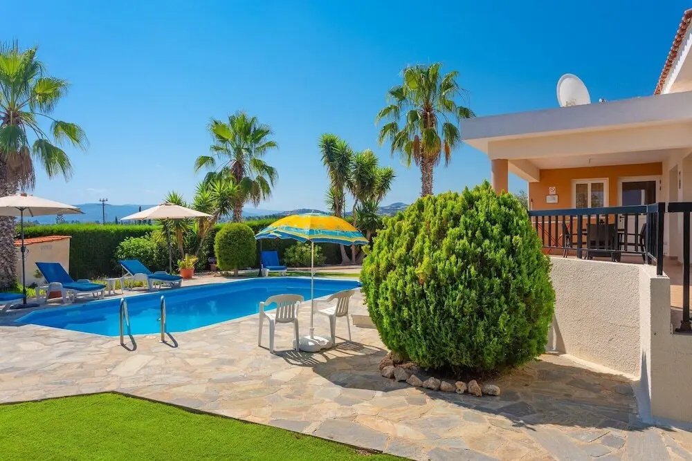 Нео Хорио: Villa Chrystalla Large Private Pool Walk to Beach Sea Views A C Wifi - 2186