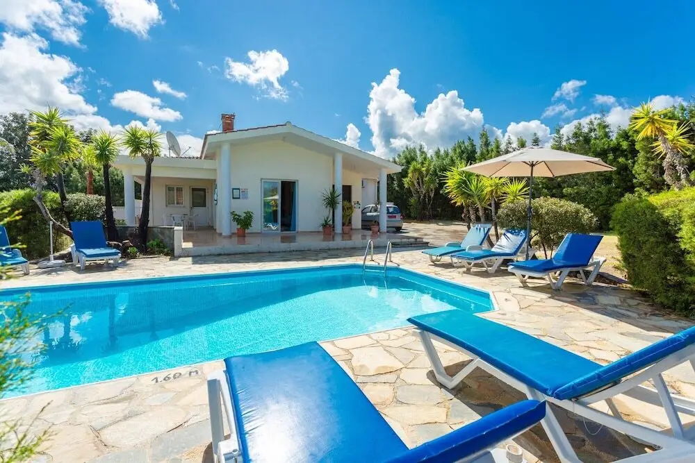 Нео Хорио: Villa Christia Maris Large Private Pool Walk to Beach Sea Views A C Wifi - 2187