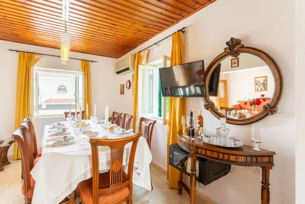 Айя-Марина Хрисохус: Villa Constantinos Large Private Pool Walk to Beach Sea Views A C Wifi Car Not Required - 2220