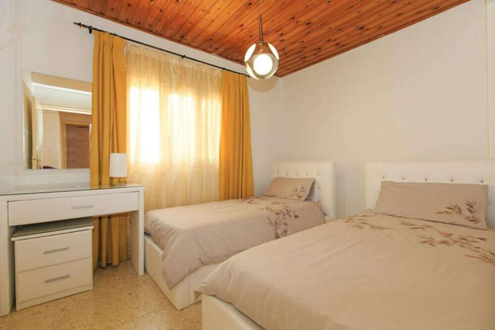 Айя-Марина Хрисохус: Villa Constantinos Large Private Pool Walk to Beach Sea Views A C Wifi Car Not Required - 2220