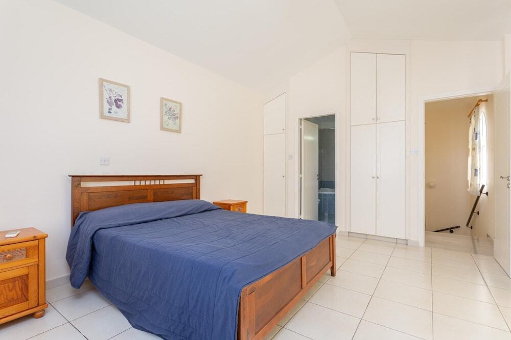 Аргака: Villa Altea