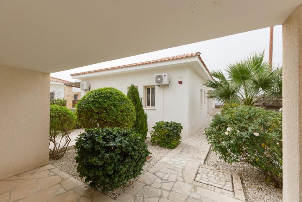 Villa Felice Large Private Pool Walk to Beach Sea Views A C Wifi Car Not Required - 2776 — фото 1