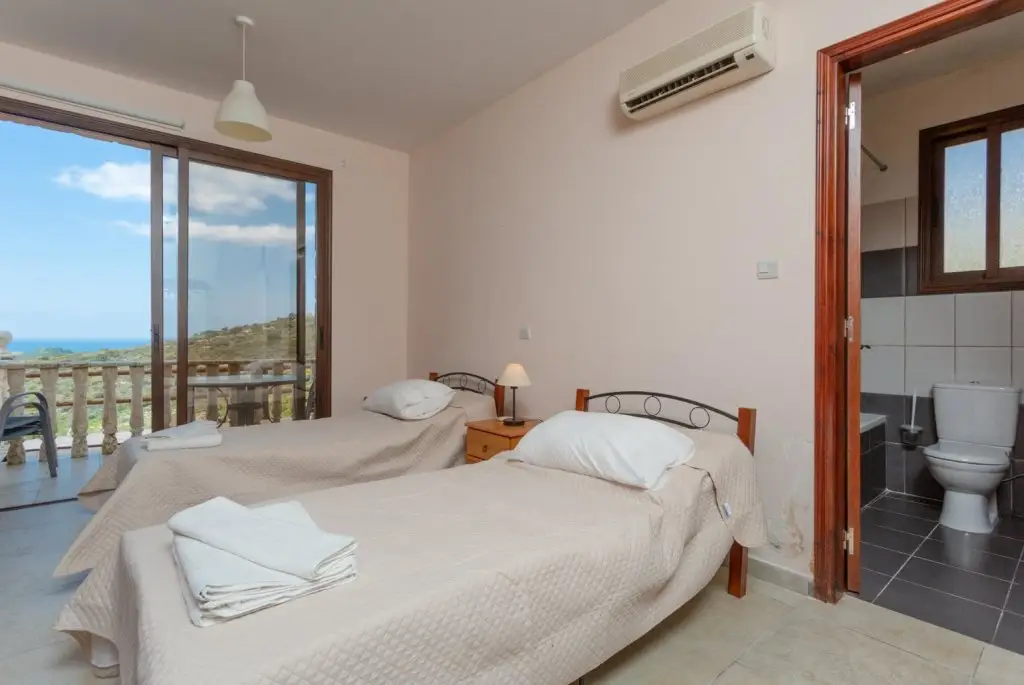 Стени: Villa Rallo Large Private Pool Sea Views A C Wifi Eco-friendly - 2961