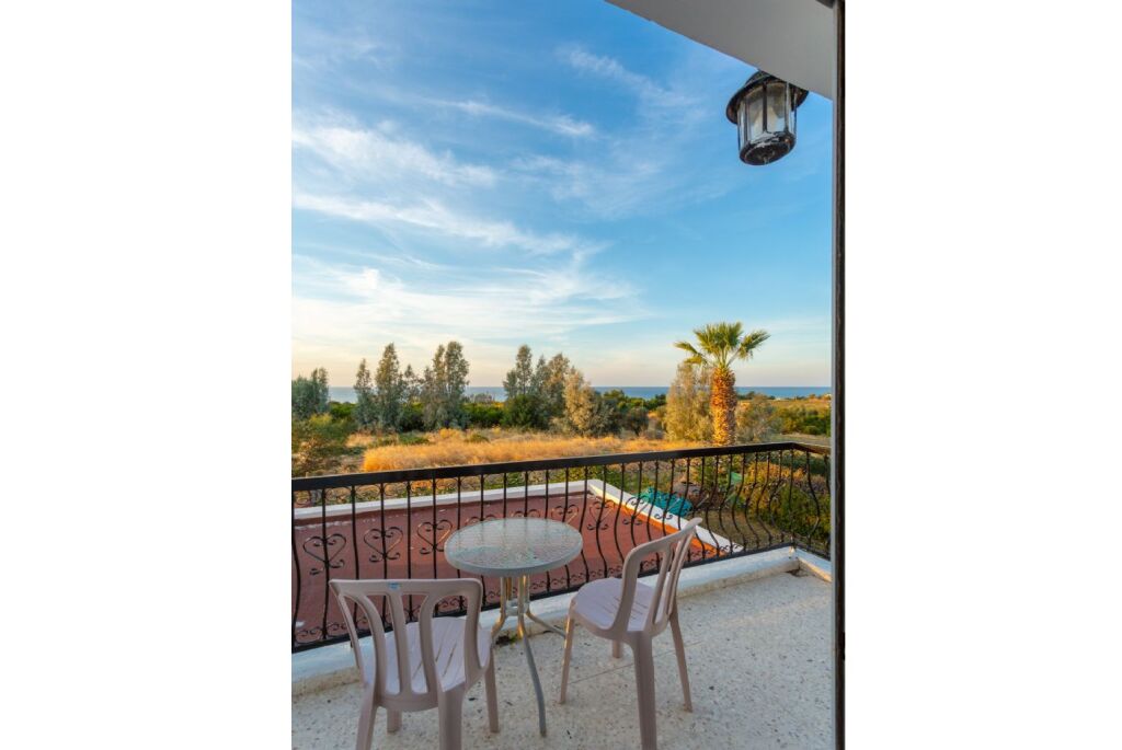 Полис Хрисохус: Argaka Sun Villa Tria Large Private Pool Walk to Beach Sea Views A C Wifi - 3271