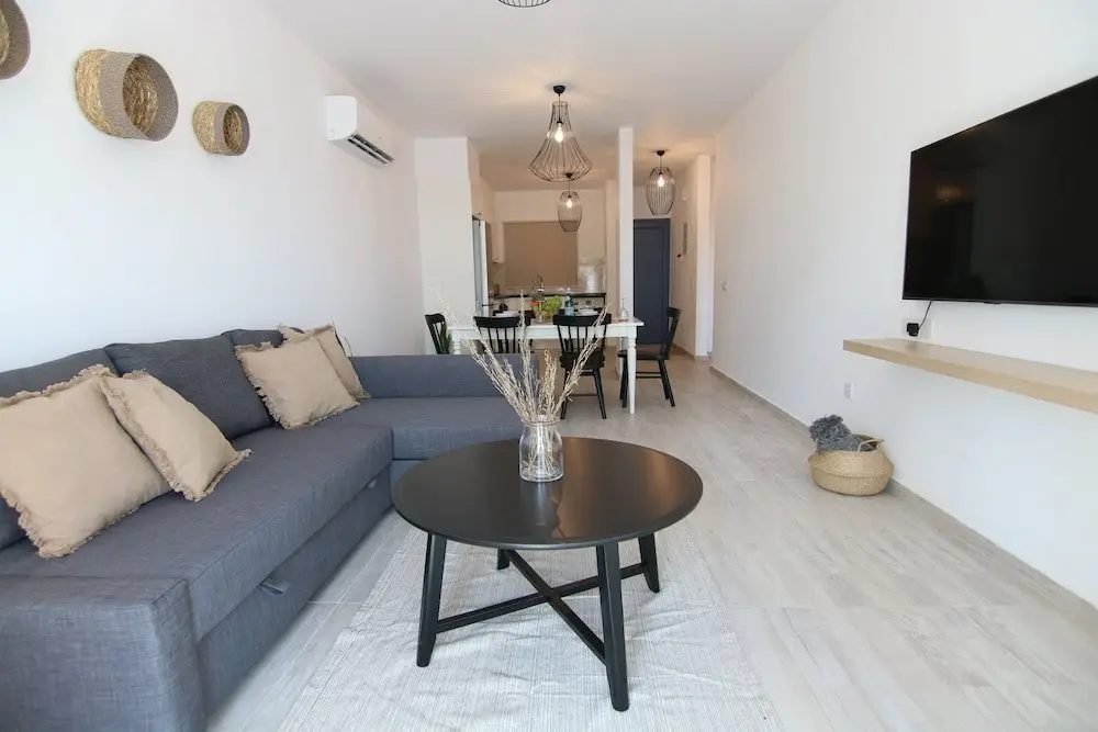 Пафос: Phaedrus Living: Seaside Luxury Flat Limnaria 152