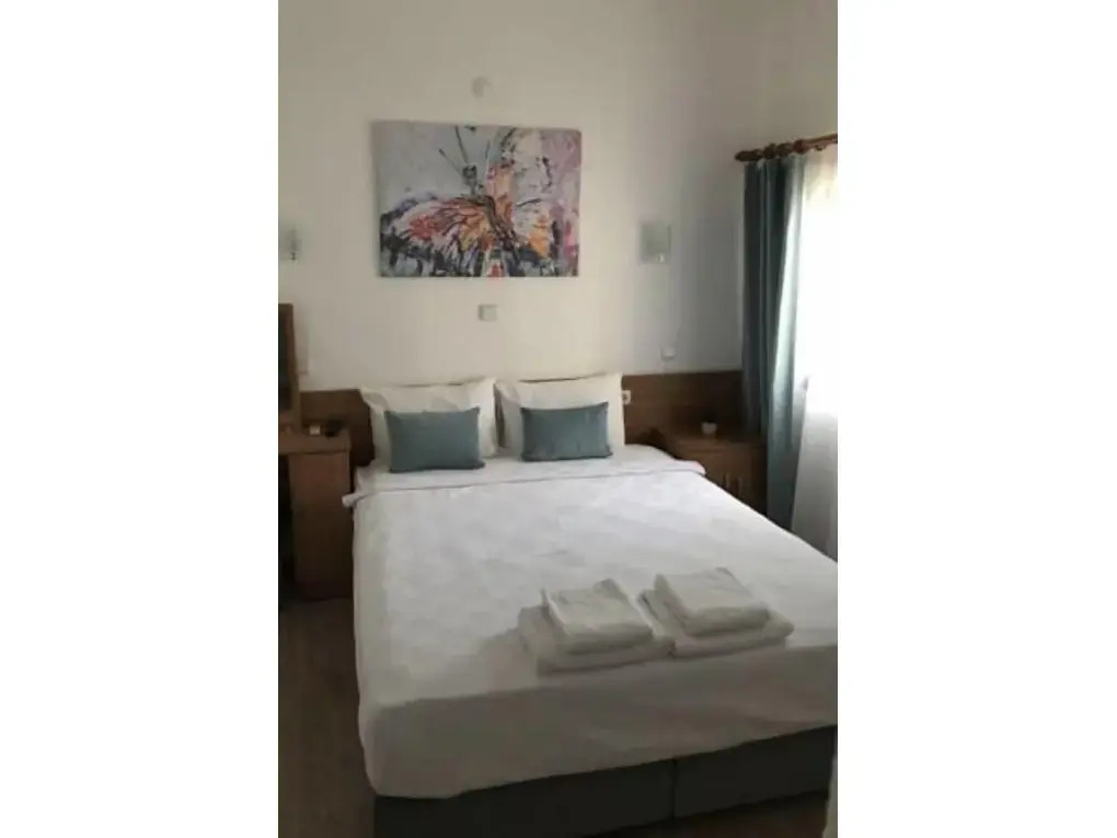 Кирения: Kanguru Hotel