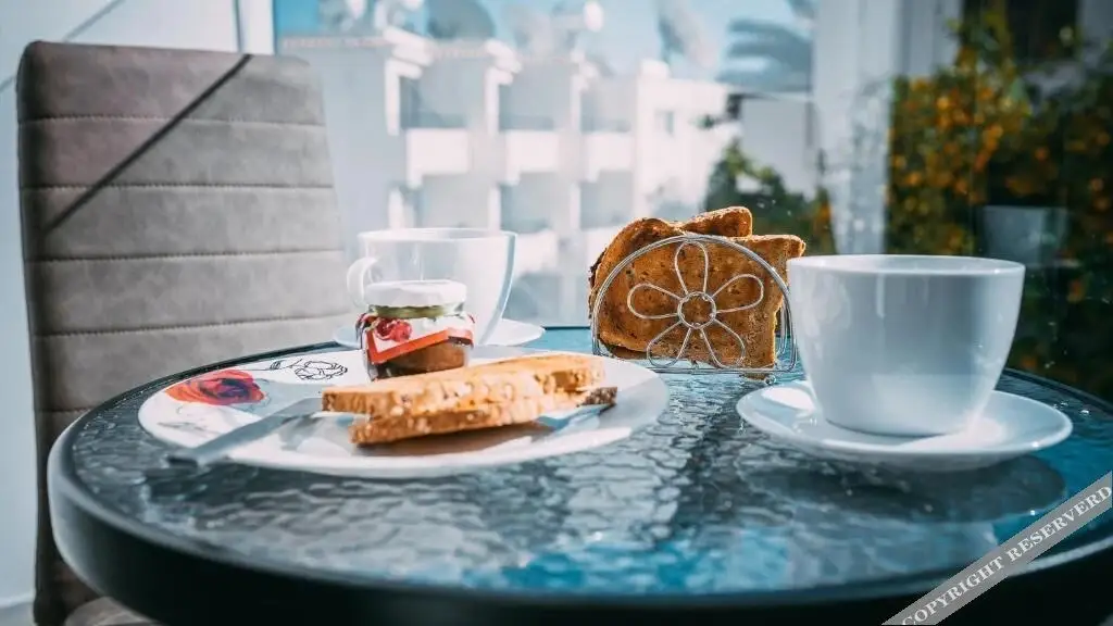 Айя-Напа: Thomas Apartments