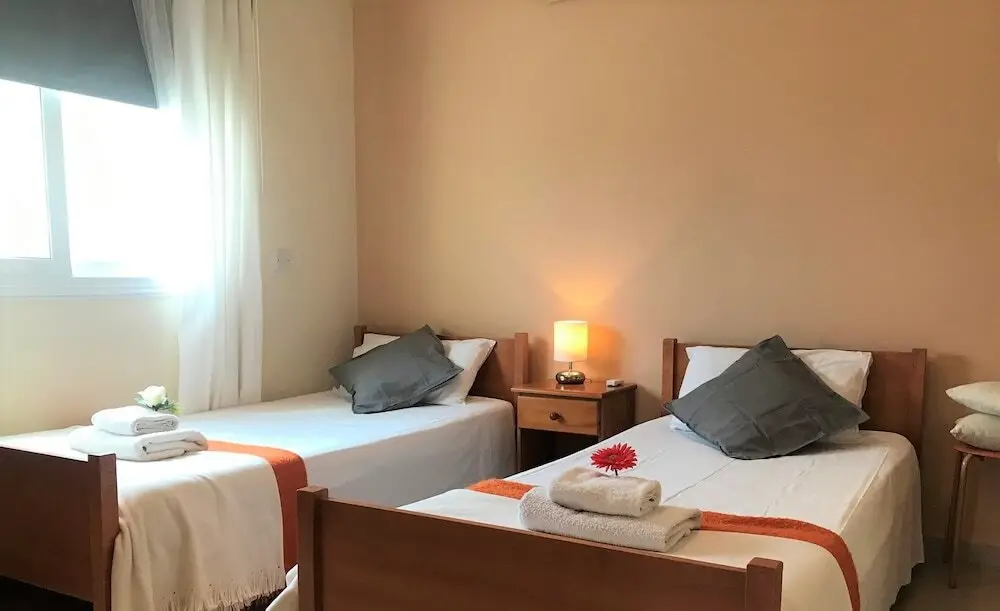 Паралимни: Seaview Apartment