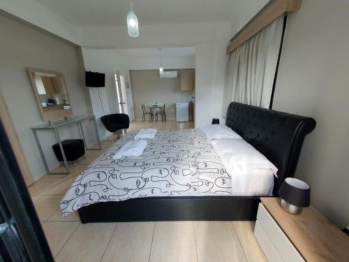 Пафос: Valentina Apartments