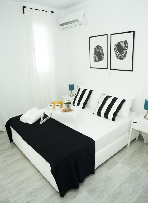 Героскипу: Wavebreeze Villas