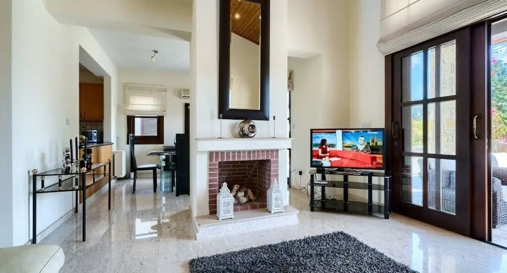 Куклия: 3 bedroom Villa Anassa 31 with private pool and golf course views, near resort village square on Aphrodite Hills Resort