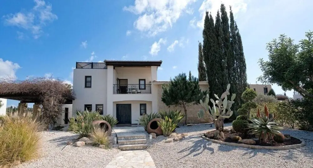 Куклия: 3 bedroom Villa Anassa 31 with private pool and golf course views, near resort village square on Aphrodite Hills Resort