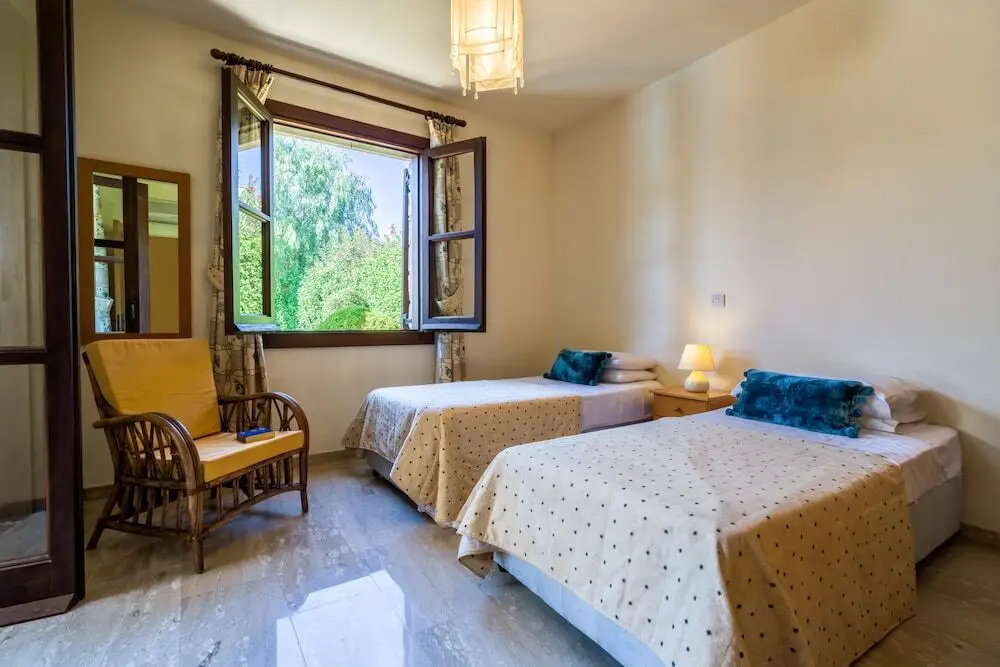 Куклия: 3 bedroom Villa Anarita 64 with private L-shaped pool, beautiful gardens, near resort village square