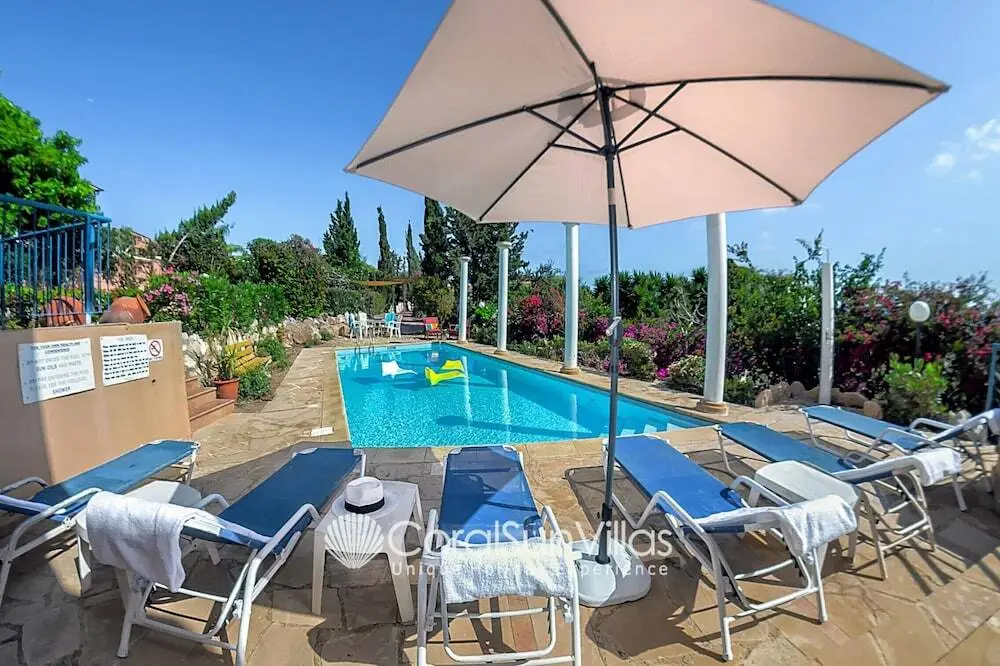 Пейя: Wonderful Quiet Area, Completely Privacy, Large Private Pool, Colourful Garden