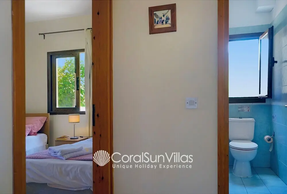 Пейя: Exceptional Large Villa, Free Heated Pool 1 NOV - 15 Jan, Privacy,prime Location