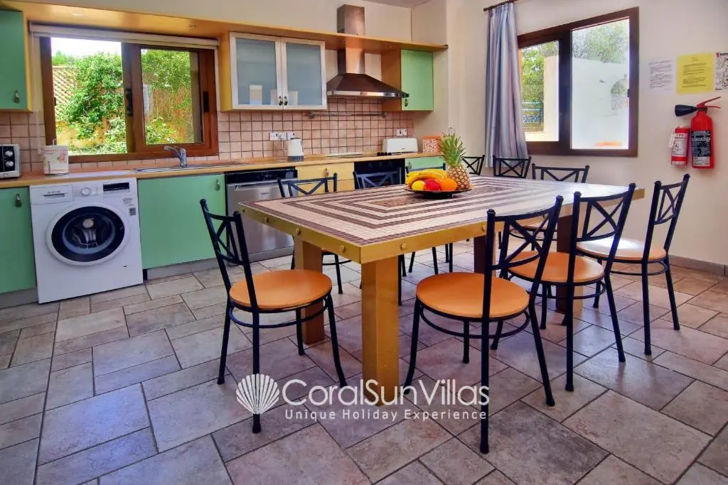 Пейя: Exceptional Large Villa, Free Heated Pool 1 NOV - 15 Jan, Privacy,prime Location