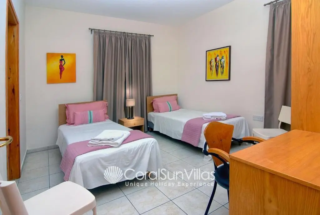 Пейя: Exceptional Large Villa, Free Heated Pool 1 NOV - 15 Jan, Privacy,prime Location