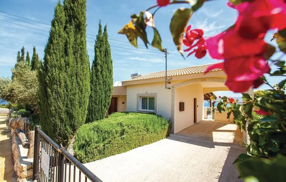 Nice Home in Neo Chorio With 2 Bedrooms, Outdoor Swimming Pool and Swimming Pool — фото 1