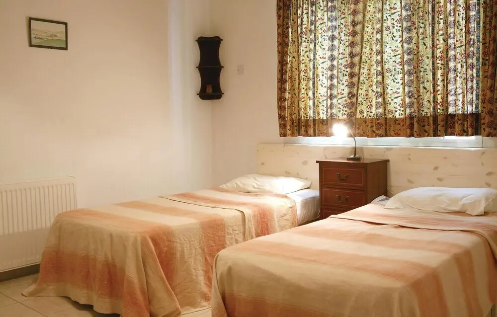 Милиу: Beautiful Home in Miliou Paphos With 2 Bedrooms, Outdoor Swimming Pool and Swimming Pool