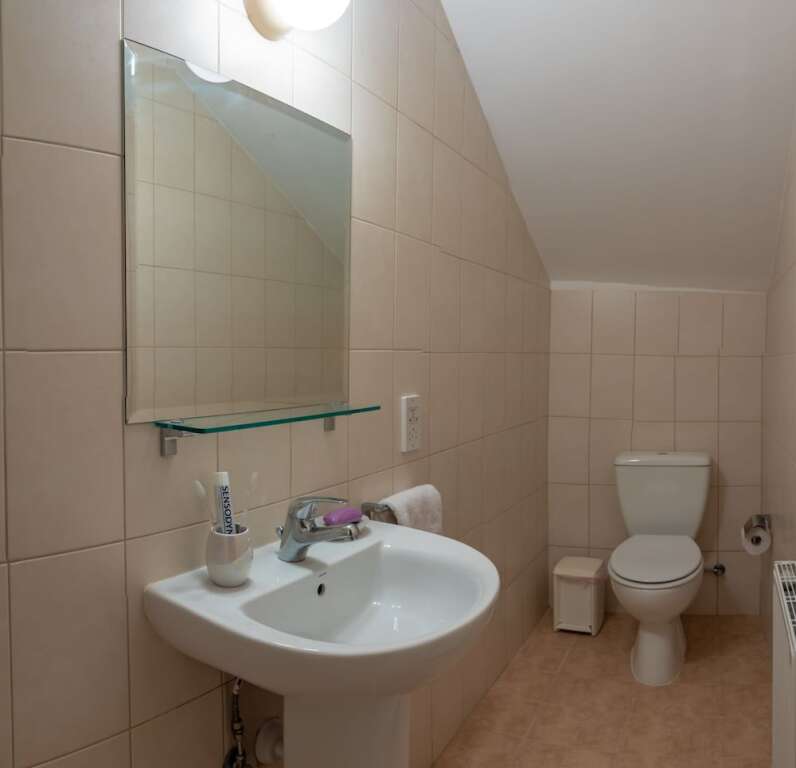 Полис Хрисохус: Komissa Villa