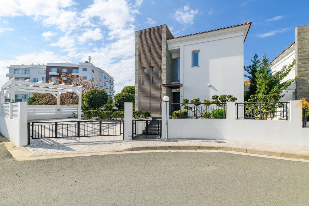 Blue Pelagos Villa — фото 1