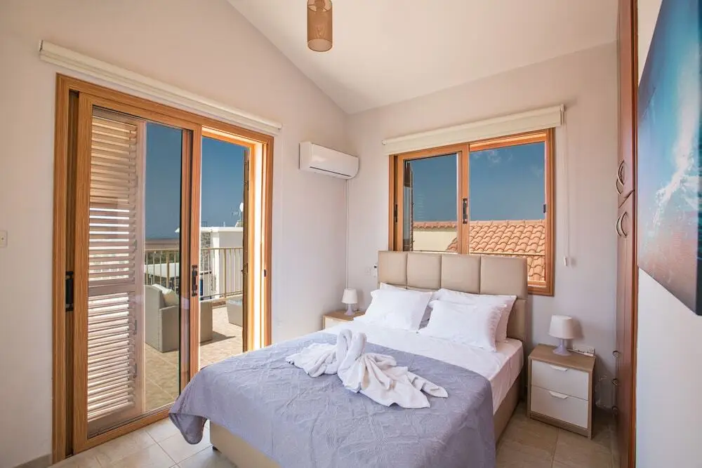 Протарас: 6 Bedroom Villa With Private Pool in the Area of Konnos