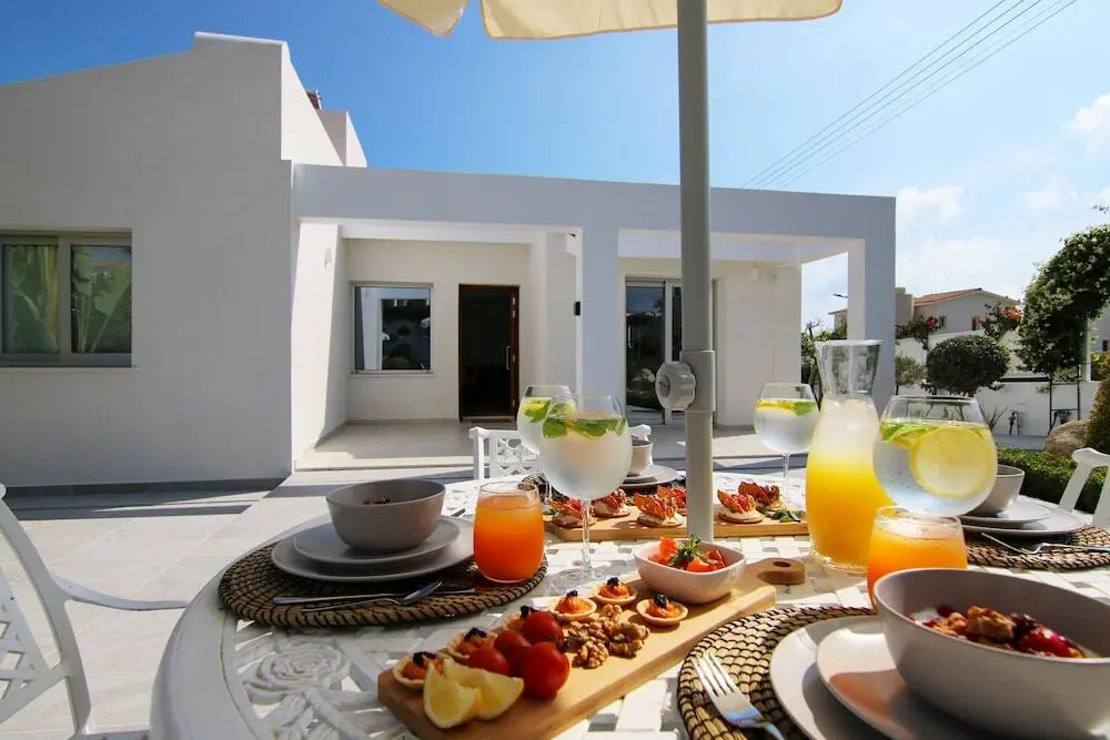 Пейя: Phaedrus Living: Luxury Villa Ellison