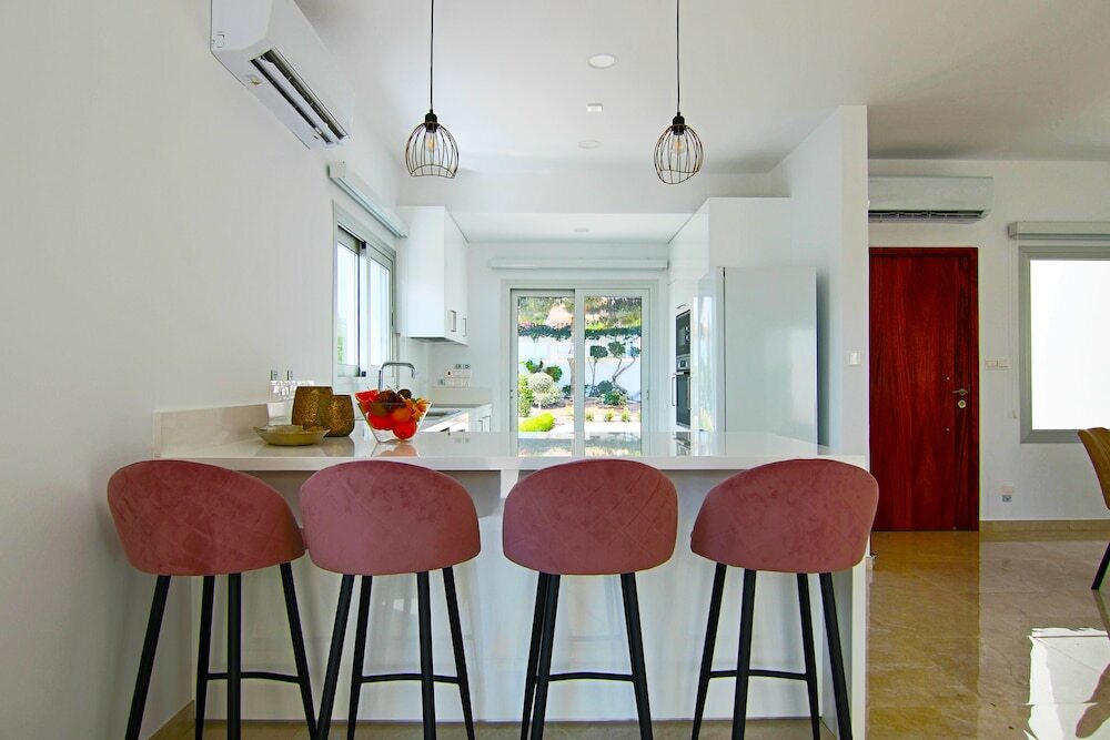 Пейя: Phaedrus Living: Luxury Villa Ellison