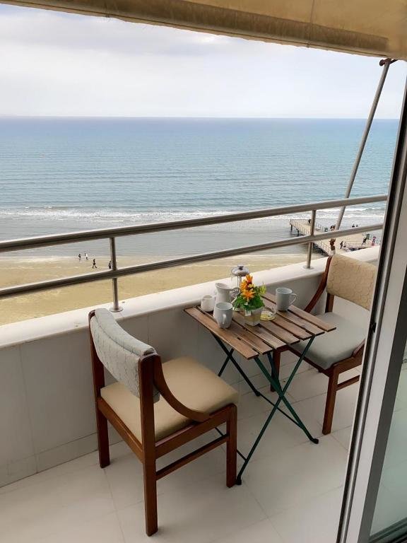 Ларнака: Larnaca Seaview Rooms