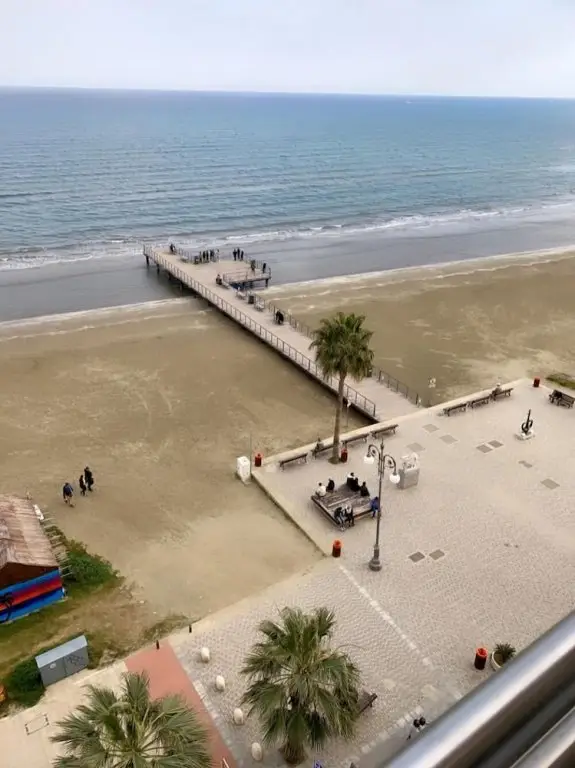 Ларнака: Larnaca Seaview Rooms