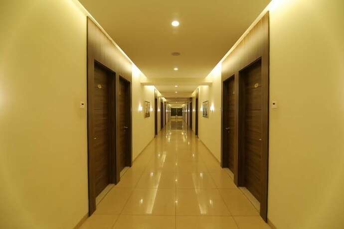 Героскипу: Hotel Paphian Bay