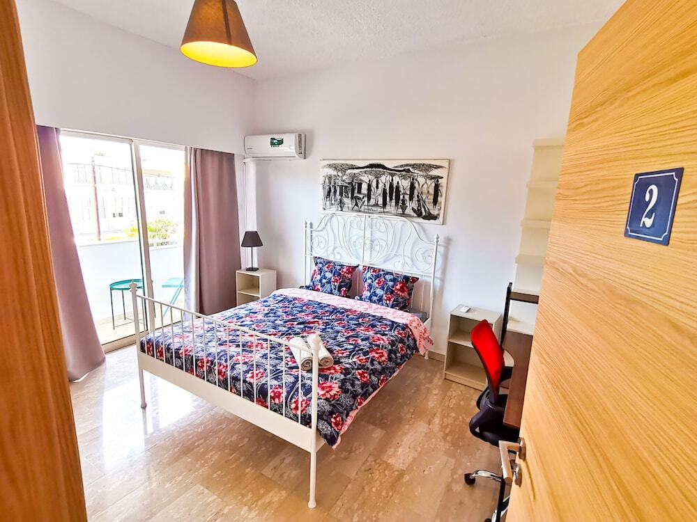 Central Square Nomadic Rooms — фото 1