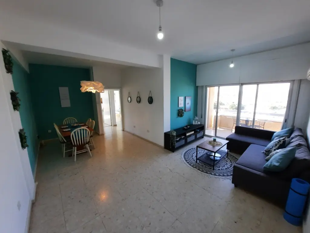Ларнака: Sea-Esta Seaview Apartment