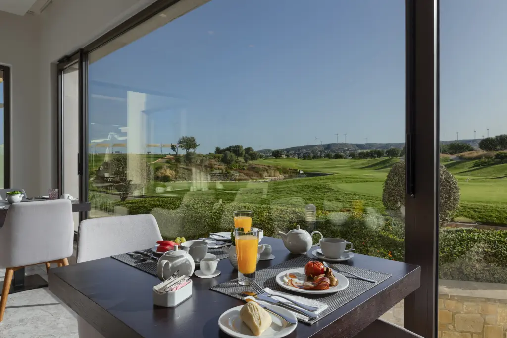 Куклия: Aphrodite Hills Rentals – Premium Serviced Apartments
