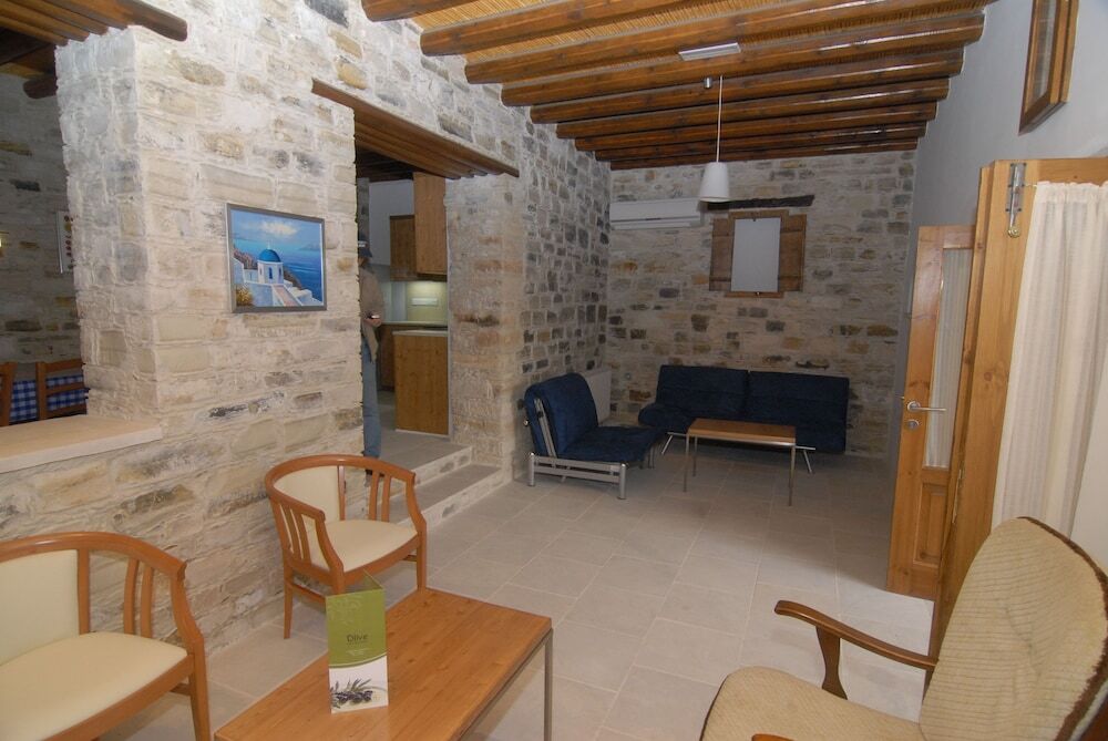 Скарину: Traditional Village Houses Skarinou