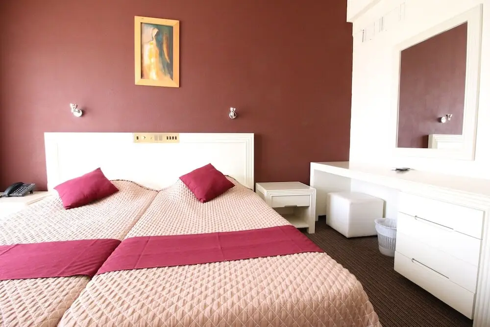Пафос: Hotel Kings Annex