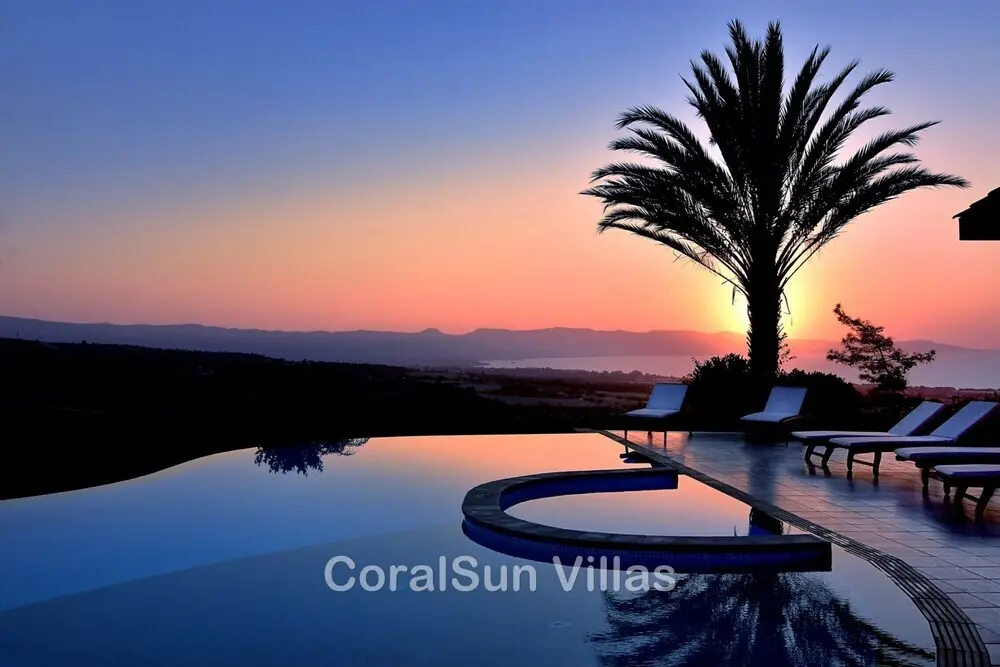 Полис Хрисохус: Amazing Luxury Villa, Enormous Heated Pool Jacuzzi, Gym, Games Room In Paphos,