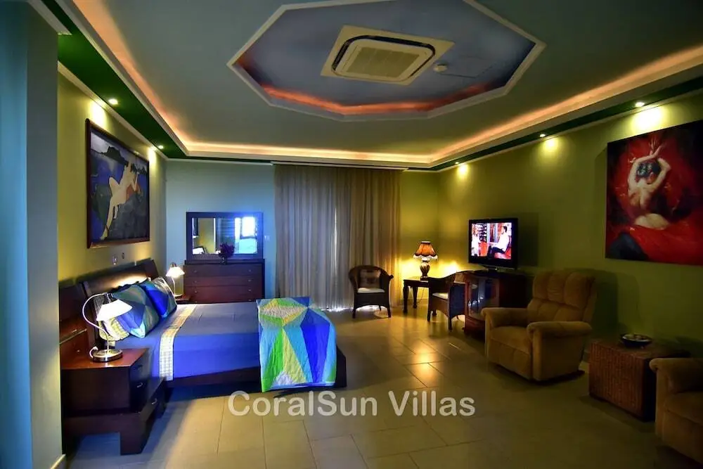 Полис Хрисохус: Amazing Luxury Villa, Enormous Heated Pool Jacuzzi, Gym, Games Room In Paphos,