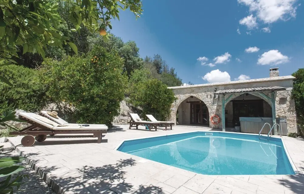 Милиу: Nice Home in Miliou Paphos With 2 Bedrooms, Outdoor Swimming Pool and Swimming Pool
