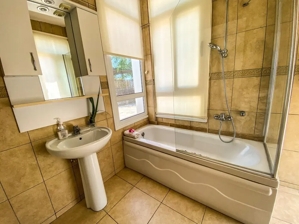 Гекиткале: Ocean View Family Villa, Sleeps 2-10, Private Pool, Wifi, Internet Tv & Acs