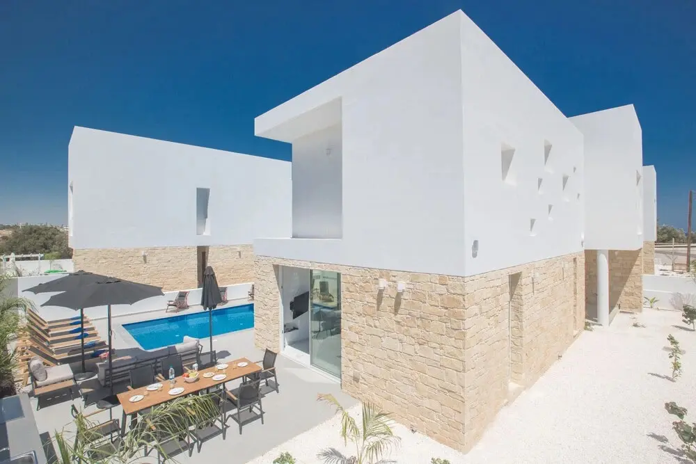 Протарас: 4 Bedroom Villa With Privaet Pool in the Center Protaras Vie Bleu Villa Vb1