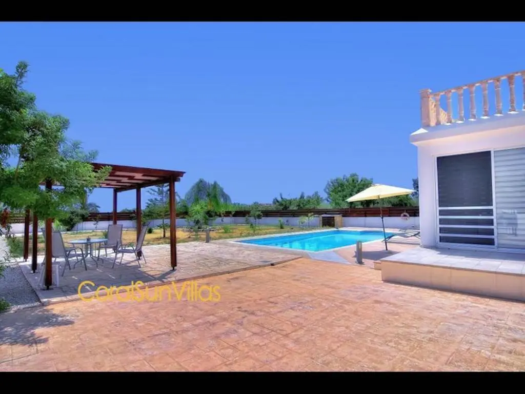 Пейя: Villa 200m To The Coral Bay Strip, Large Pool