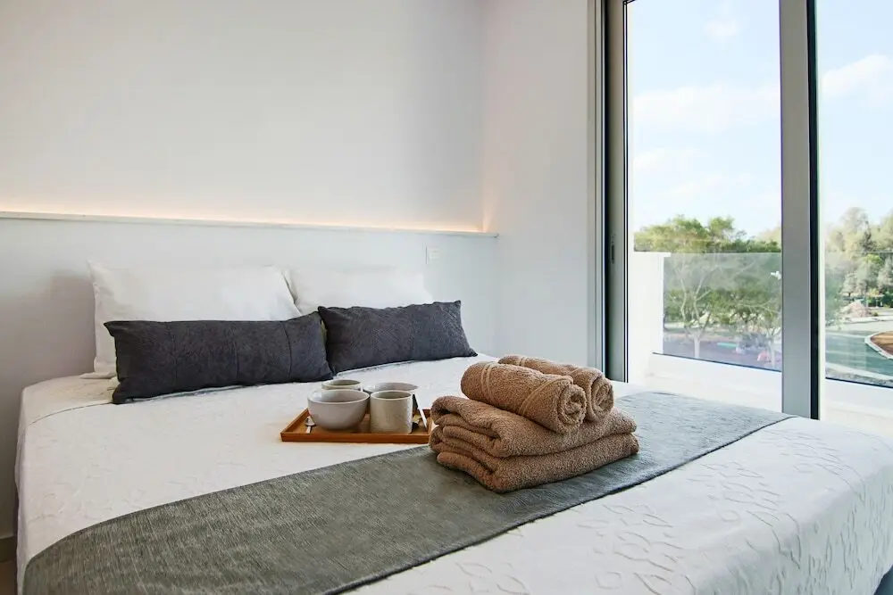 Пафос: Phaedrus Living: Seaside Executive Flat Harbour 205
