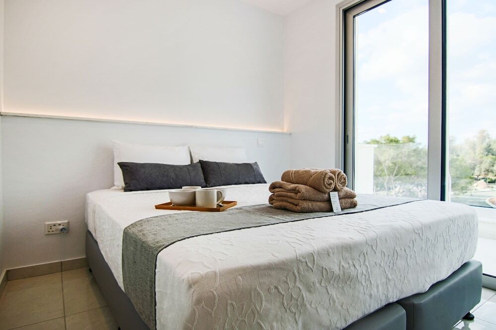 Phaedrus Living Seaside Executive Flat Harbour 208 — фото 1