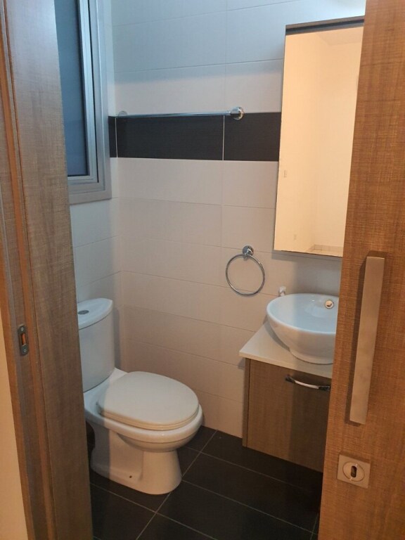 Ларнака: Immaculate 2-bed Apartment in Larnaca