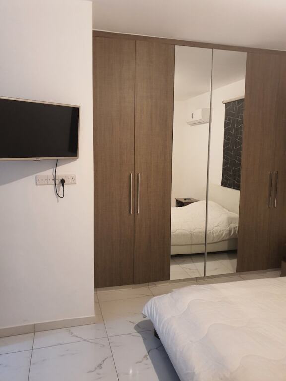 Immaculate 2-bed Apartment in Larnaca — фото 1