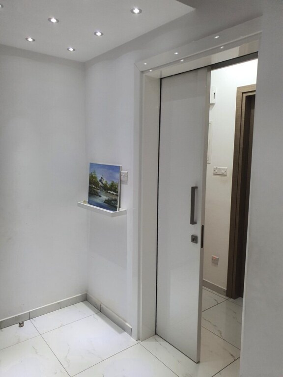 Ларнака: Immaculate 2-bed Apartment in Larnaca