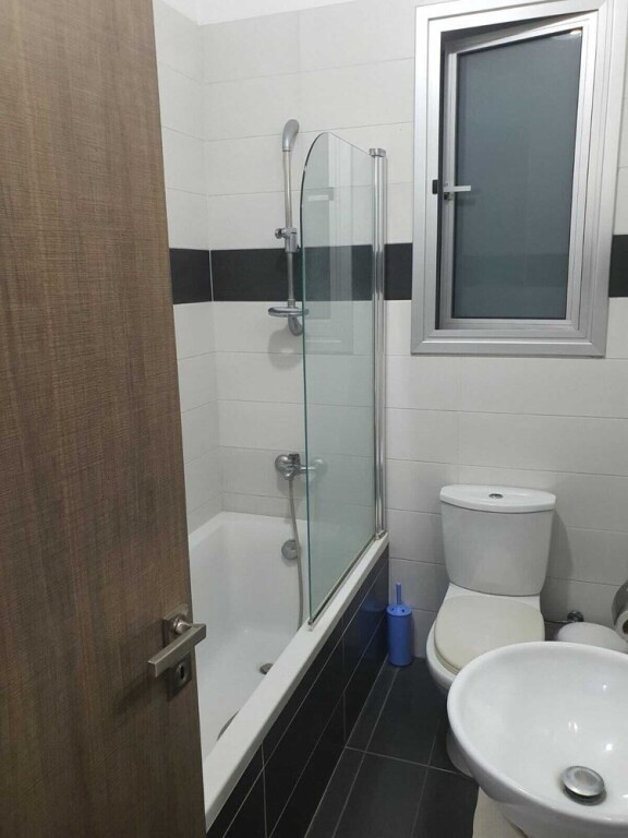 Ларнака: Lovely 2-bed Apartment in Larnaca